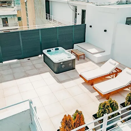 With Magical View & Jacuzzi Apartment Athens